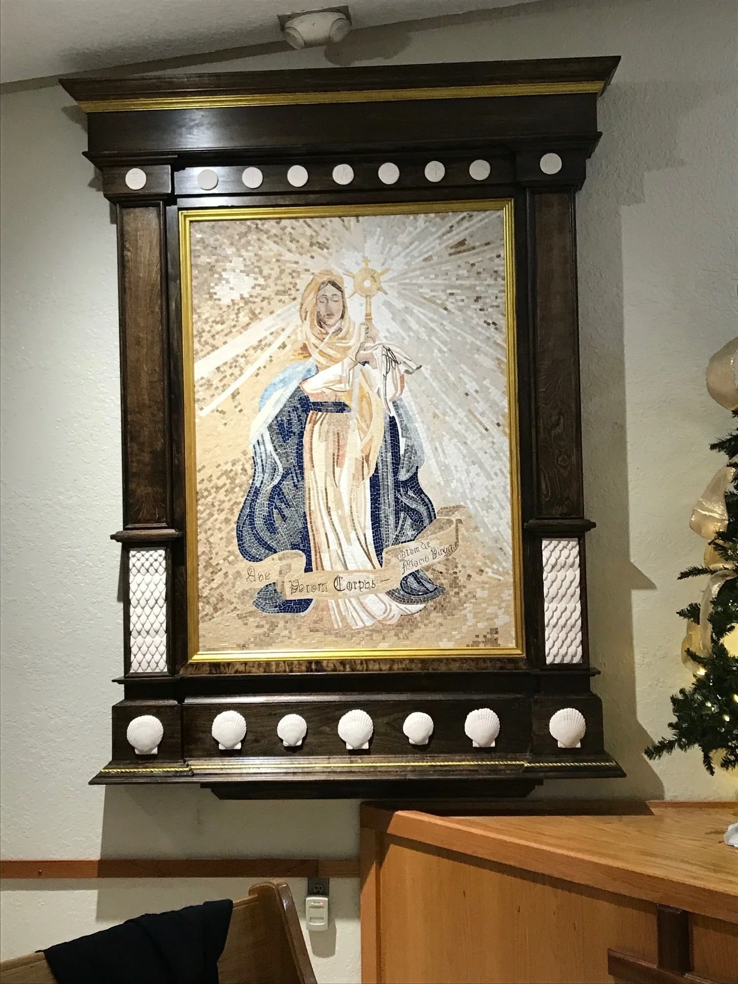 Our Lady Figure - Marble Mosaic The Blessed Sacrament - Mesh Backing - Image 2