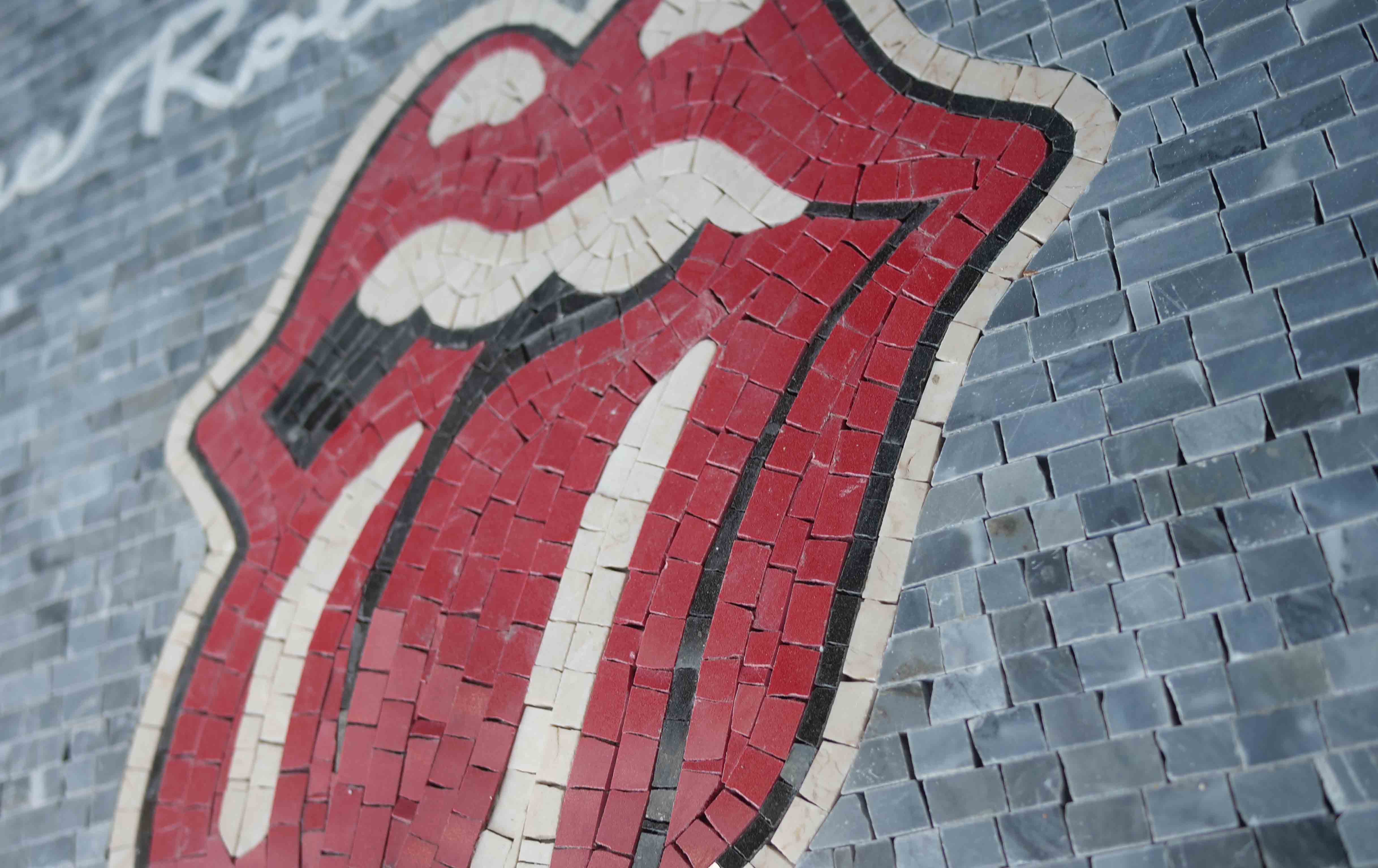 The Rolling Stones Lips - Ancient Mosaic Artwork - Mesh Backing - Image 2